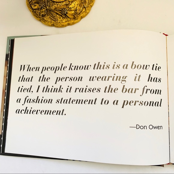 The Bow Tie Book Hardcover by James G Hancock GUC - Picture 8 of 8